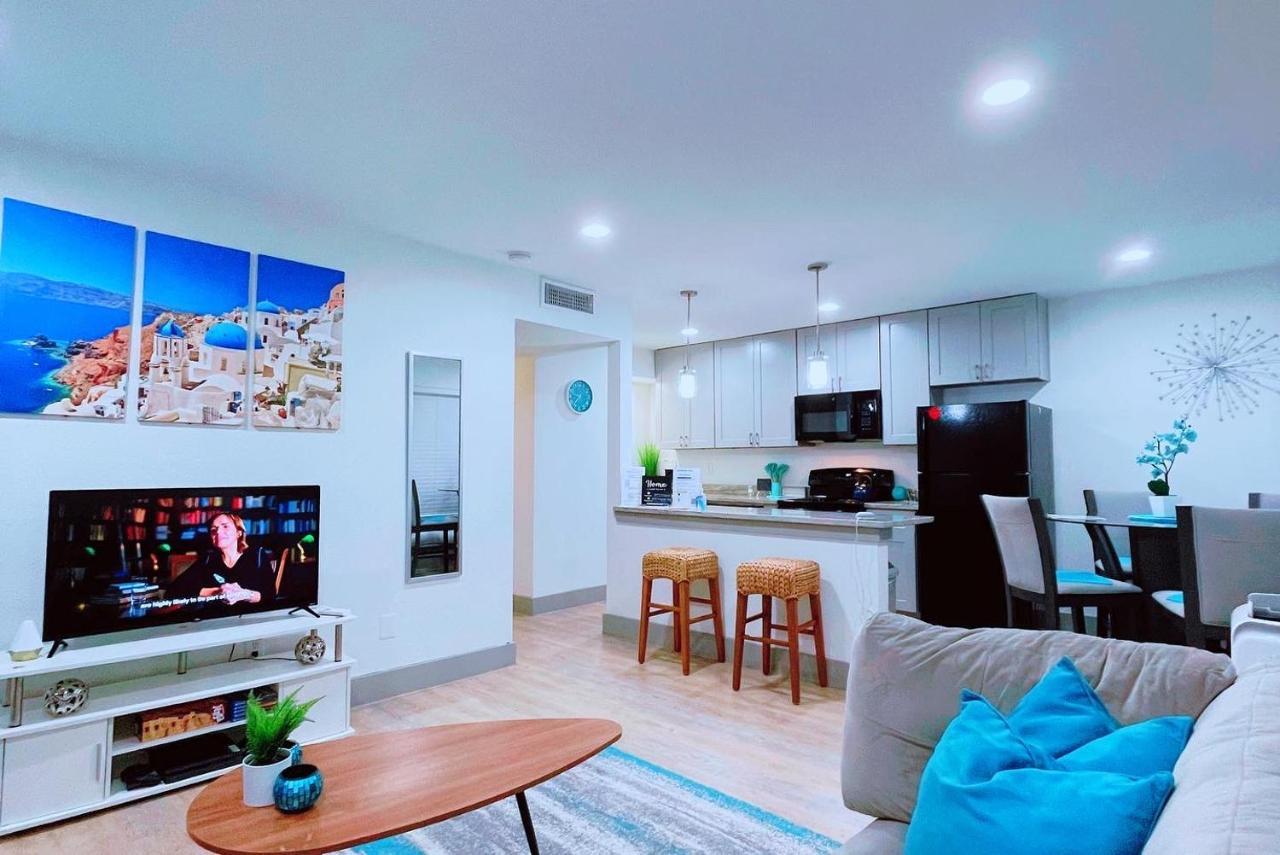Modern Santorini Nrg Tmc Luxurious Walkable Daire Houston
